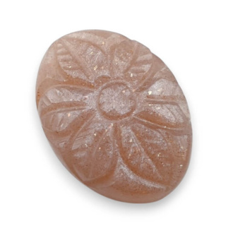 Moonstone peach cabochon carving 22x16 mm no 31