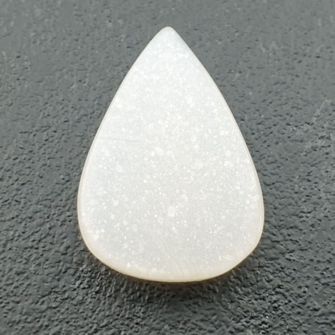 Moonstone white cabochon carving 26x18 mm no. 202 Moonstone white cabochon carving 26x18 mm no. 202