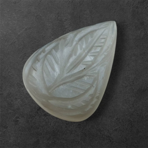 Grey moonstone carved cabochon 23x17 mm no 141 Grey moonstone carved cabochon 23x17 mm no 141