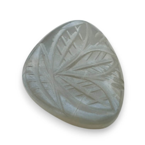 Moonstone grey cabochon carving 23x21 mm no. 182 Moonstone grey cabochon carving 23x21 mm no. 182