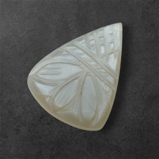Moonstone grey cabochon carving 24x19 mm no 111