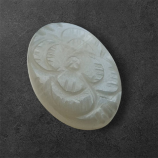 Moonstone grey cabochon carving 25x18 mm no 142