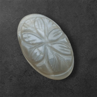 Moonstone grey cabochon carving 26x26 mm no 120