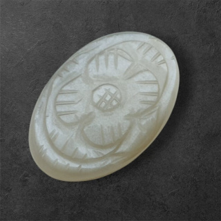 Moonstone grey cabochon carving 27x18 mm no 137