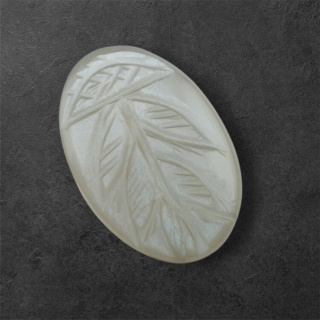 Moonstone grey cabochon carving 28x19 mm no. 122