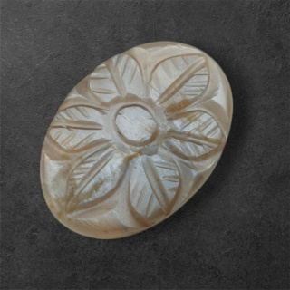 Moonstone grey cabochon carving 28x20 mm no. 140