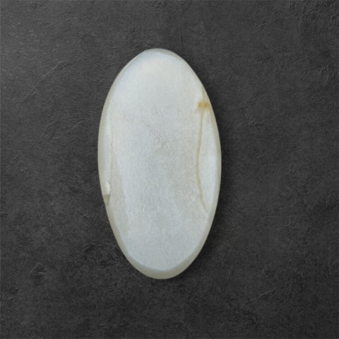 Kamień księżycowy szary kaboszon carving 29x15 mm nr 104 Kamień księżycowy szary kaboszon carving 29x15 mm nr 104