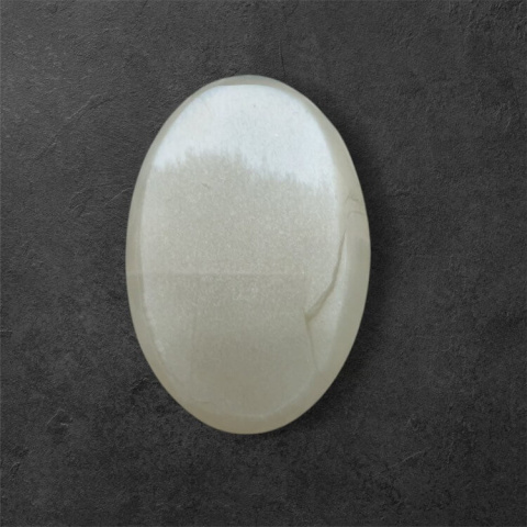 Grey moonstone carved cabochon 30x20 mm no 134 Grey moonstone carved cabochon 30x20 mm no 134