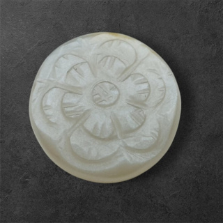 Moonstone grey cabochon carving fi 25 mm no 114
