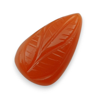 Carnelian carved cabochon 25x15 mm no 97