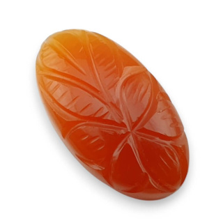 Carnelian cabochon carving 31x17 mm no 74
