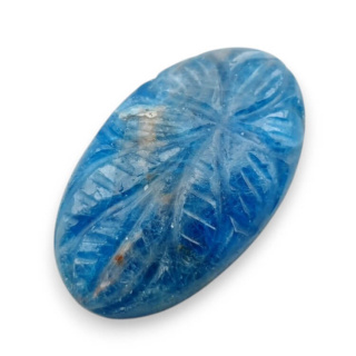 Apatyt kaboszon carving 30x18 mm nr 28