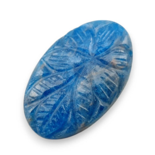 Apatyt kaboszon carving 31x19 mm nr 9