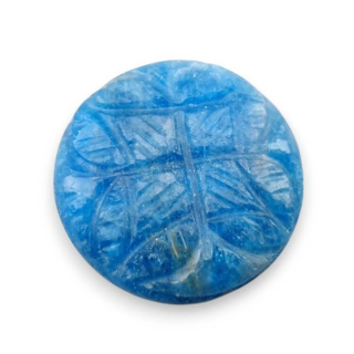 Apatite cabochon carving fi 24 mm no. 15