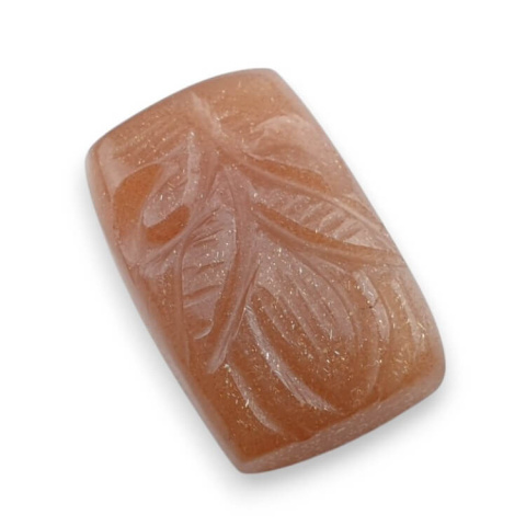 Moonstone peach cabochon carving 21x14 mm no 44 Moonstone peach cabochon carving 21x14 mm no 44