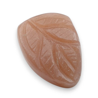 Moonstone peach cabochon carving 21x16 mm no. 67