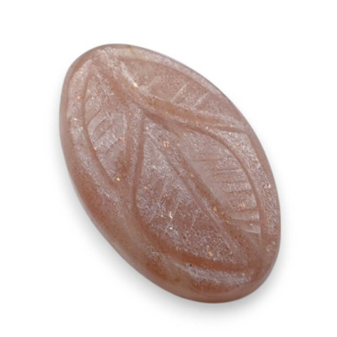 Moonstone peach cabochon carving 22x14 mm no 100 Moonstone peach cabochon carving 22x14 mm no 100