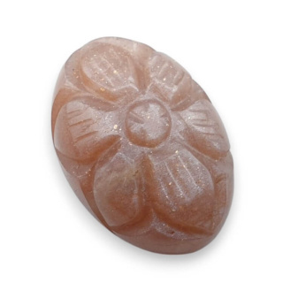 Moonstone peach cabochon carving 22x15 mm no 84