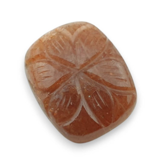 Kamień słoneczny kaboszon carving 22x18 mm nr 31
