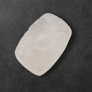 Kwarc różowy kaboszon carving 21x15 mm nr 6