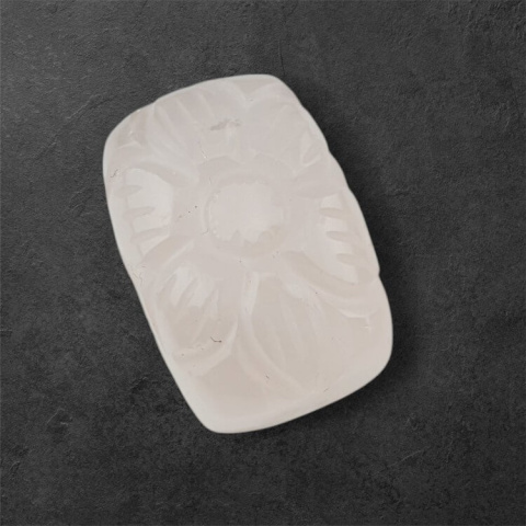 Pink quartz carved cabochon 21x15 mm no 6 Pink quartz carved cabochon 21x15 mm no 6