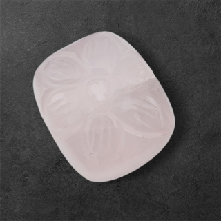 Pink quartz carved cabochon 22x18 mm no 36