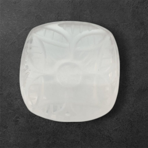 Kwarc różowy kaboszon carving 22x22 mm nr 23 Kwarc różowy kaboszon carving 22x22 mm nr 23