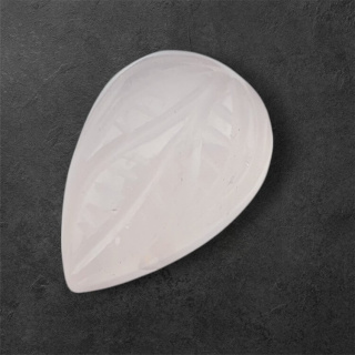 Pink quartz carved cabochon 23x16 mm no 52