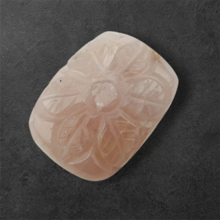 Pink quartz carved cabochon 25x19 mm no 4