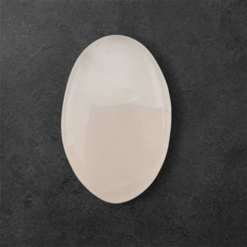 Pink quartz carved cabochon 26x17 mm no 24 Pink quartz carved cabochon 26x17 mm no 24