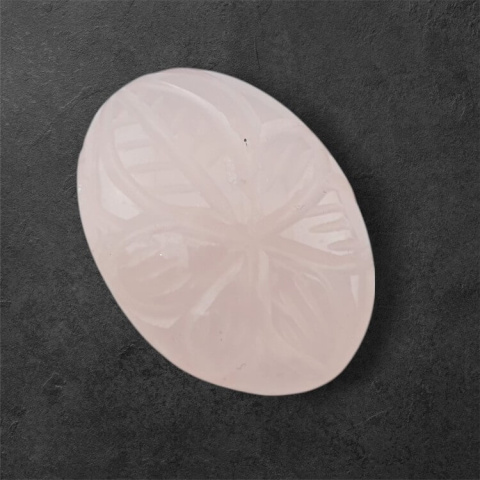 Pink quartz carved cabochon 26x18 mm no 53 Pink quartz carved cabochon 26x18 mm no 53