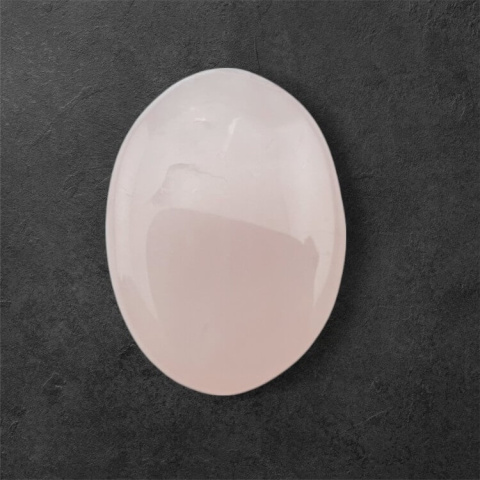 Pink quartz carved cabochon 26x18 mm no 53 Pink quartz carved cabochon 26x18 mm no 53