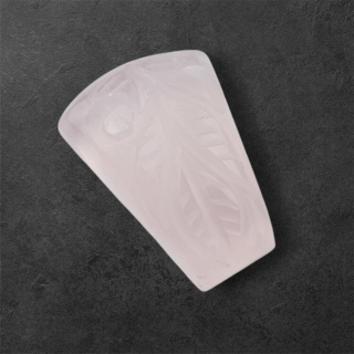 Rose quartz cabochon carving 26x19 mm no. 50