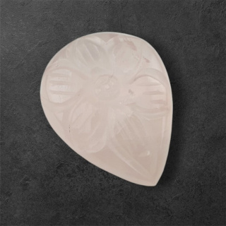 Rose quartz cabochon carving 27x21 mm no. 8