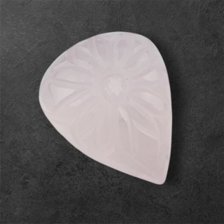 Rose quartz cabochon carving 28x22 mm no. 38
