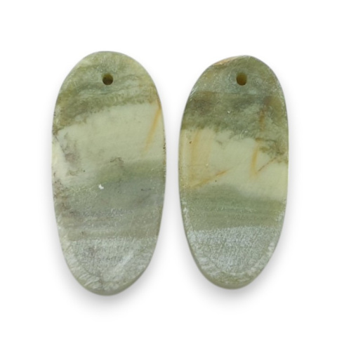 Serpentinite pair of cabochons with hole 26x12 mm no P895 Serpentinite pair of cabochons with hole 26x12 mm no P895