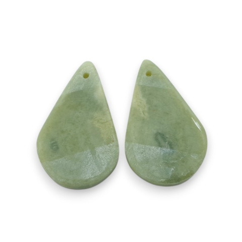 Serpentinite pair of cabochons with hole 26x16 mm no P893 Serpentinite pair of cabochons with hole 26x16 mm no P893