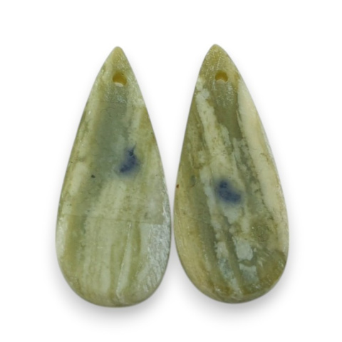 Serpentinite pair of cabochons with hole 27x11 mm no. P875 Serpentinite pair of cabochons with hole 27x11 mm no. P875