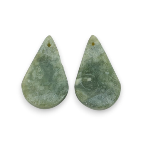 Serpentinite pair of cabochons with hole 27x16 mm no. P903 Serpentinite pair of cabochons with hole 27x16 mm no. P903