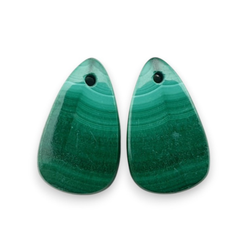 Malachite pair of cabochons with hole 18x11 mm no. R81 Malachite pair of cabochons with hole 18x11 mm no. R81
