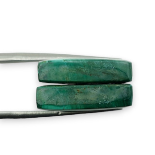 Malachite pair of cabochons with hole 18x18 mm no R74