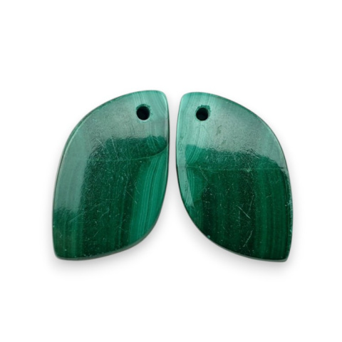Malachit para kaboszonów z dziurką 21x12 mm nr R71 Malachit para kaboszonów z dziurką 21x12 mm nr R71