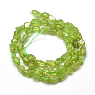 Peridot olivine smooth nugget 4-8 mm strand 19 cm