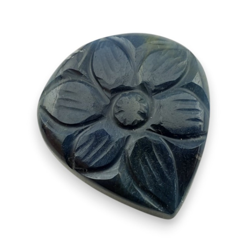 Blue tiger's eye carved cabochon 26x24 mm no 126 Blue tiger's eye carved cabochon 26x24 mm no 126
