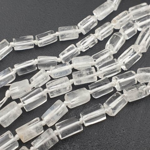 Cylindrical mountain crystal irregular 6-12 mm 2 pcs Cylindrical mountain crystal irregular 6-12 mm 2 pcs