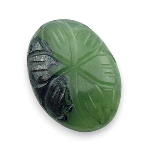 Nephrite carved cabochon 21x16 mm no 69 Nephrite carved cabochon 21x16 mm no 69