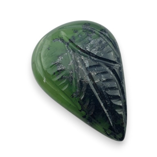 Nephrite carved cabochon 26x18 mm no 59