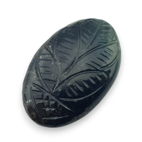 Nephrite carved cabochon 30x19 mm no 62 Nephrite carved cabochon 30x19 mm no 62