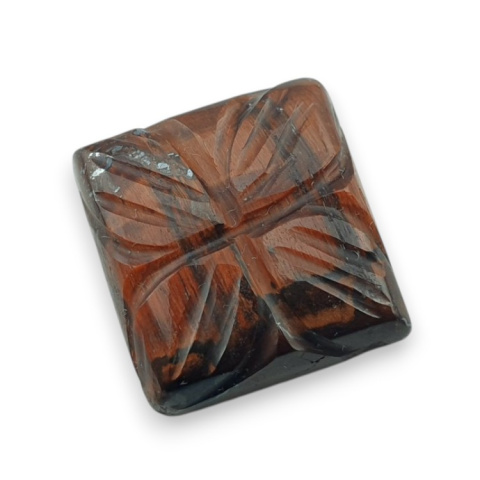 Red tiger's eye carved cabochon 17x16 mm no 71 Red tiger's eye carved cabochon 17x16 mm no 71