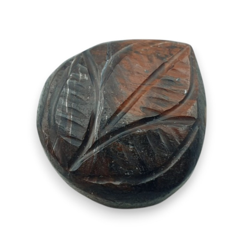 Red tiger's eye carved cabochon 22x21 mm no 60 Red tiger's eye carved cabochon 22x21 mm no 60